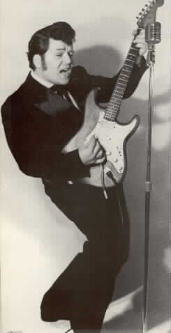 Harry Hepcat with guitar